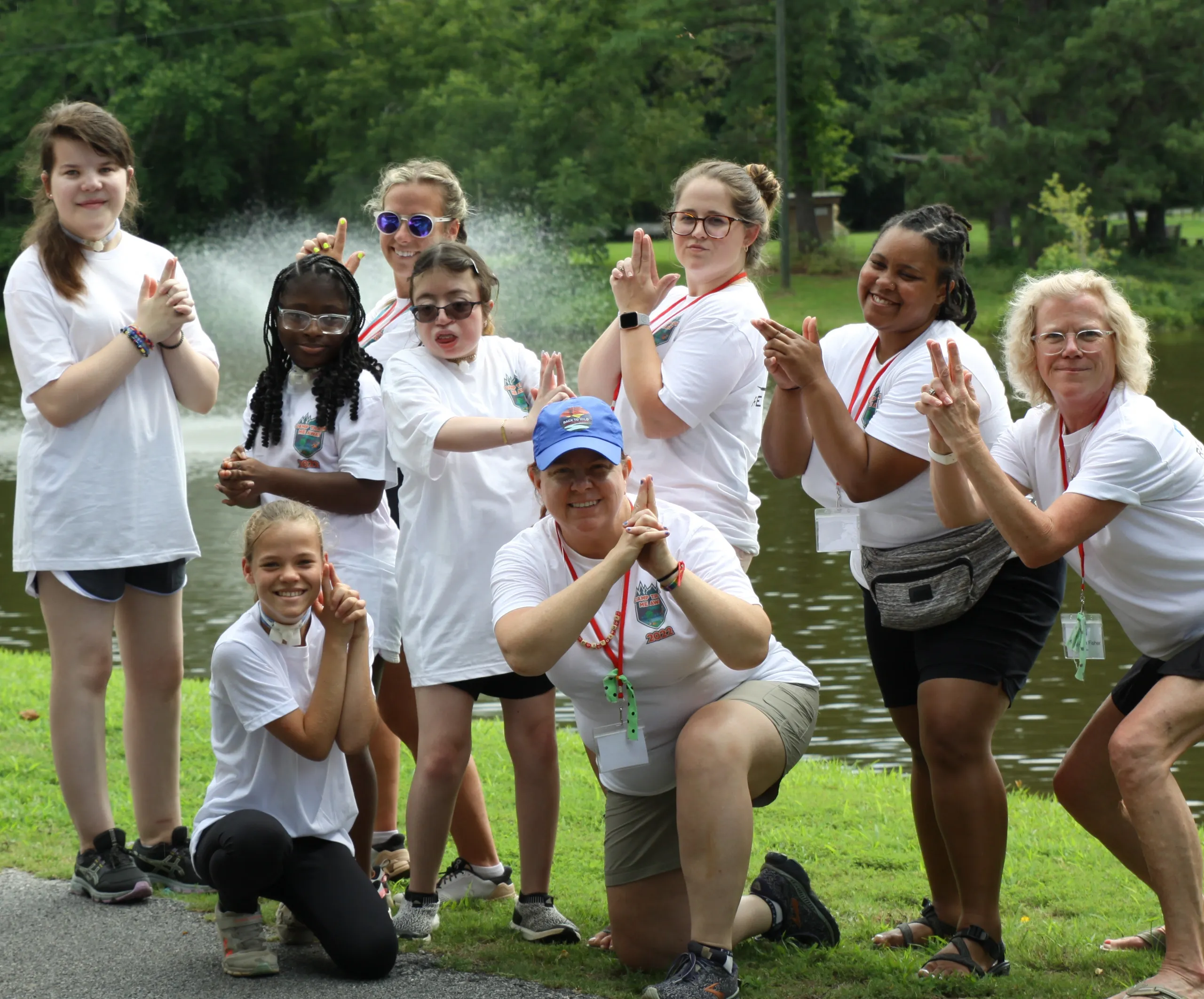 camp-group-happy-hands